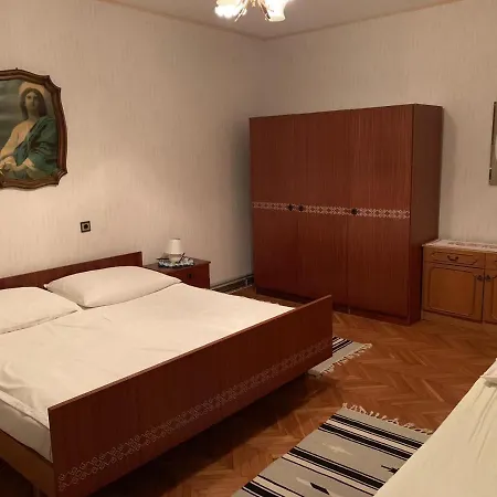 Brustoloni 29 Ferienappartment *